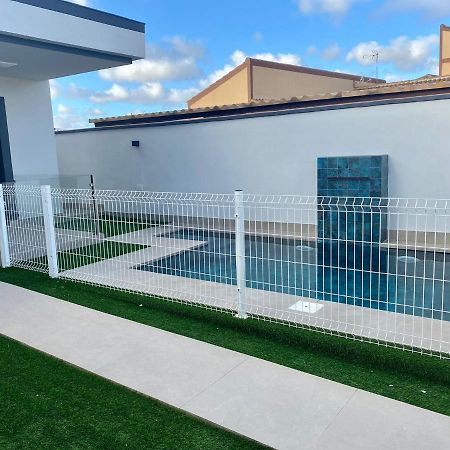 Loft Deluxe Raquel Villa โกนิล เด ลาฟรอนเตรา ภายนอก รูปภาพ